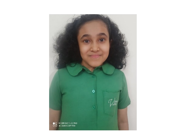 Khushi Anand – Class 2E